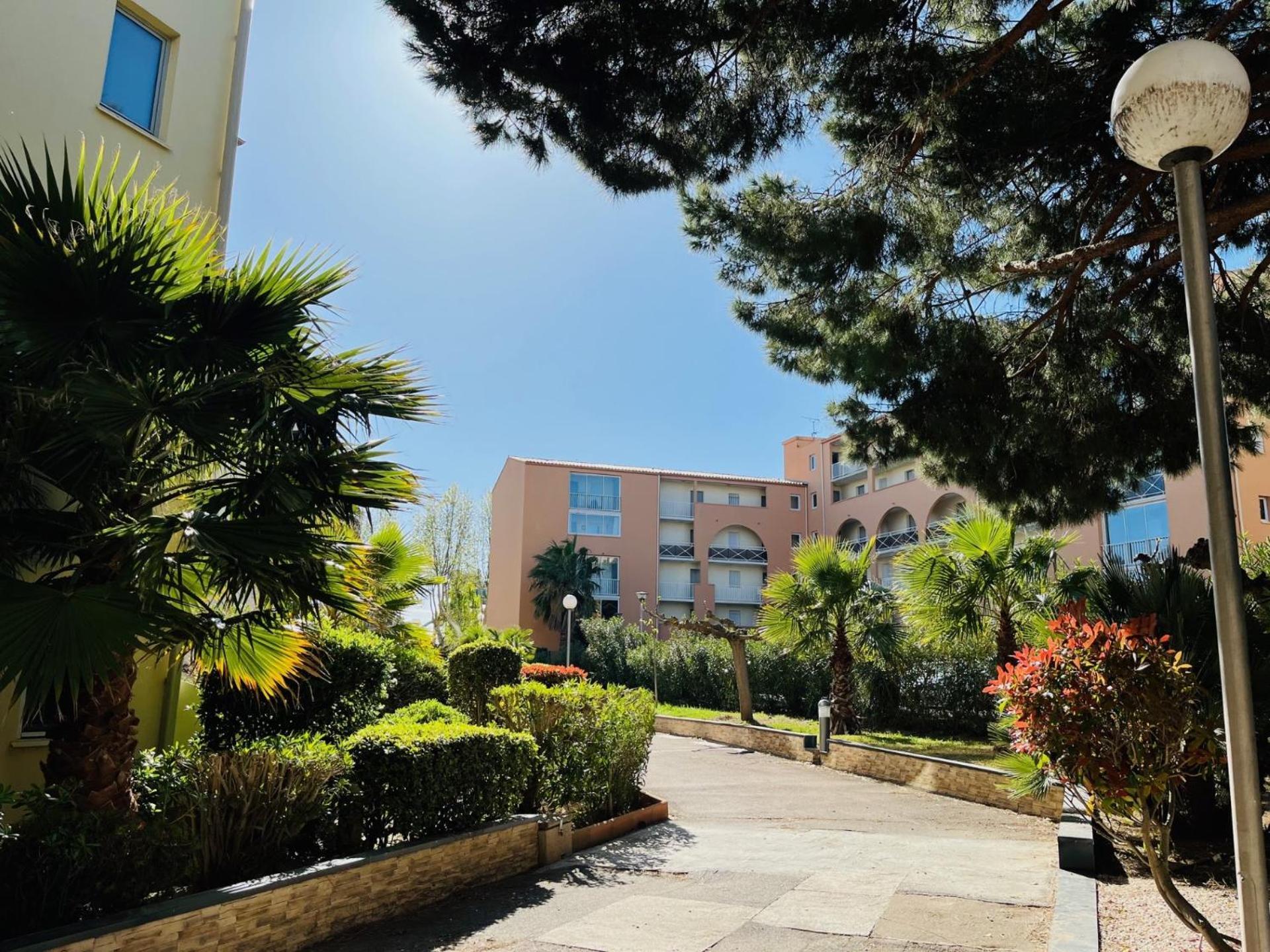 T2 ,4 Couchages ,Climatise ,Terrace ,En Face D'Aqualand ,Plage Rochelongue Agde Exterior photo